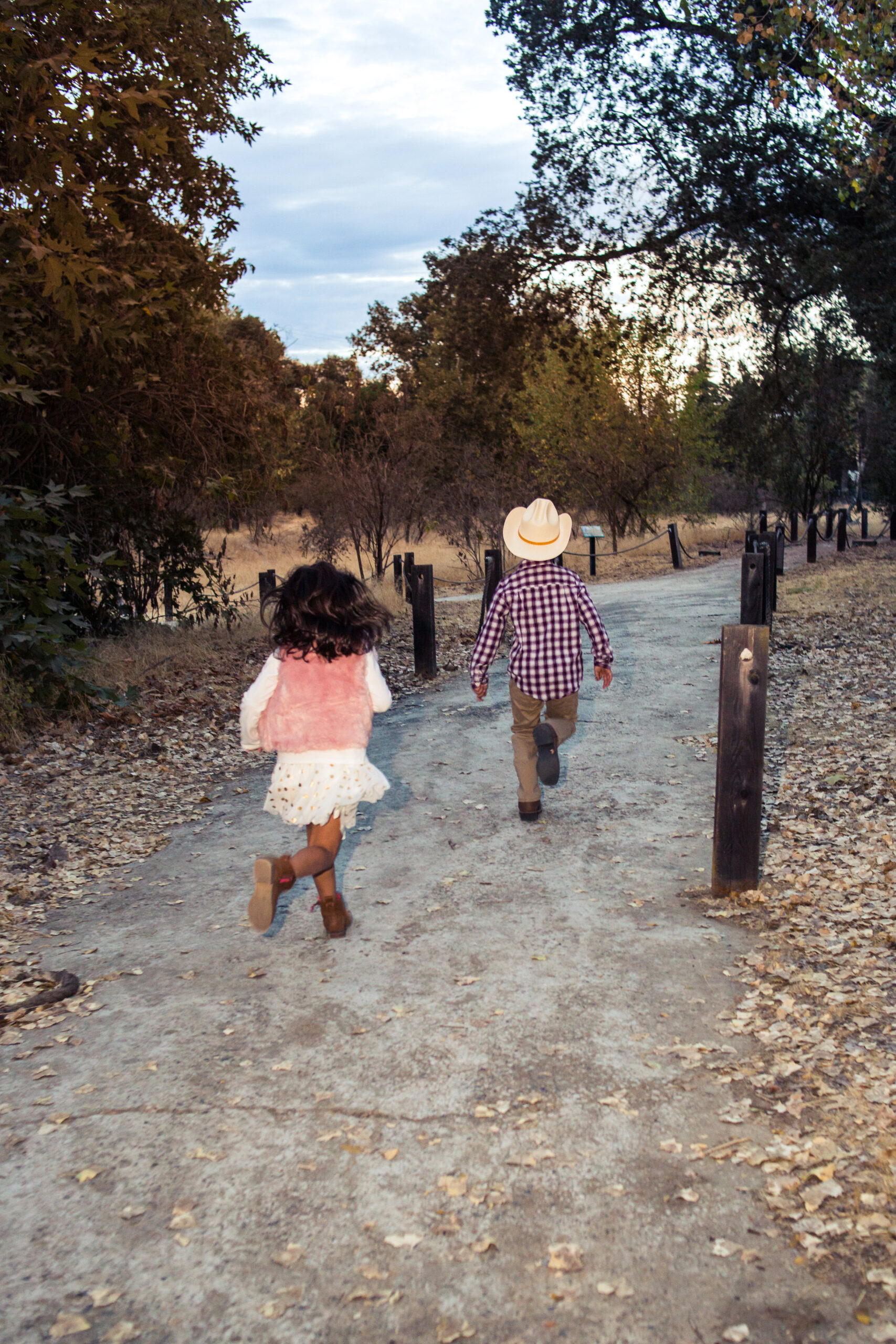 Cowboy Sunset Family-72.jpg