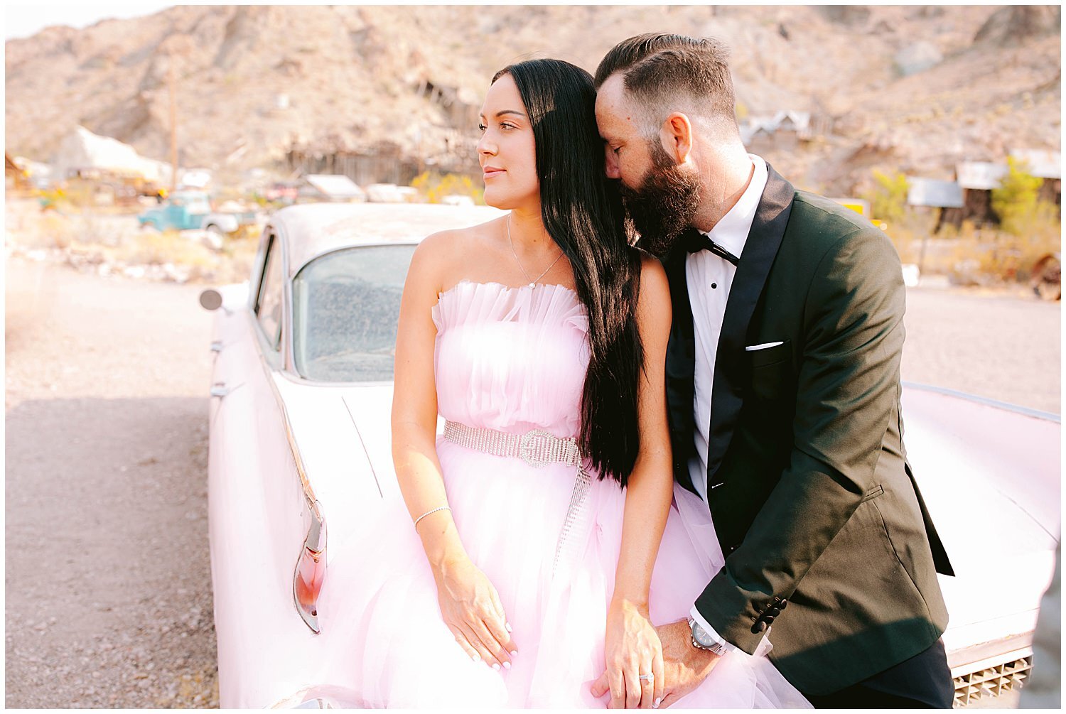 Intimate Las Vegas Wedding_0010.jpg